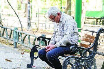 هشدار؛ کلاهبرداری از بازنشستگان کشوری به بهانه بیمه