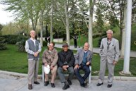 پرداخت عیدی بازنشستگان به تاخیر افتاد؟/ ماجرای وعده ۲۵ همتی