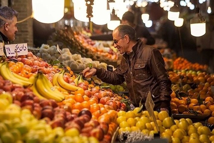میوه شب عید در بازار تامین شده است/ استمرار نظارت بر بازار کالاهای اساسی