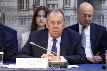 لاوروف: مذاکرات قبلی بین آمریکا و ایران با اقدامات متجاوزانه توجیه نشدنی همراه بود لاوروف: مذاکرات قبلی بین آمریکا و ایران با اقدامات متجاوزانه توجیه نشدنی همراه بود