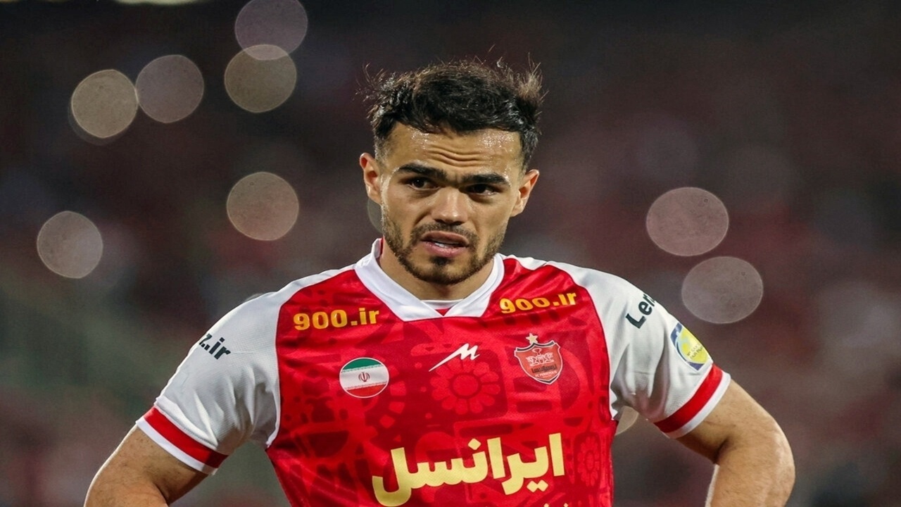 خبر ماندن اورونوف در پرسپولیس، بیپشتوانه است خبر ماندن اورونوف در پرسپولیس، بیپشتوانه است