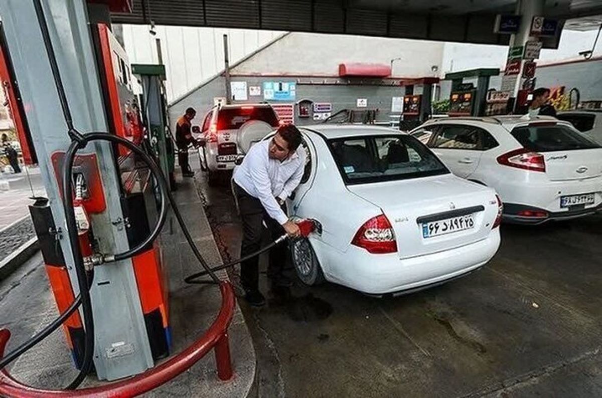 سناریوهای دولت برای مدیریت مصرف بنزین/ بنزین گران میشود؟