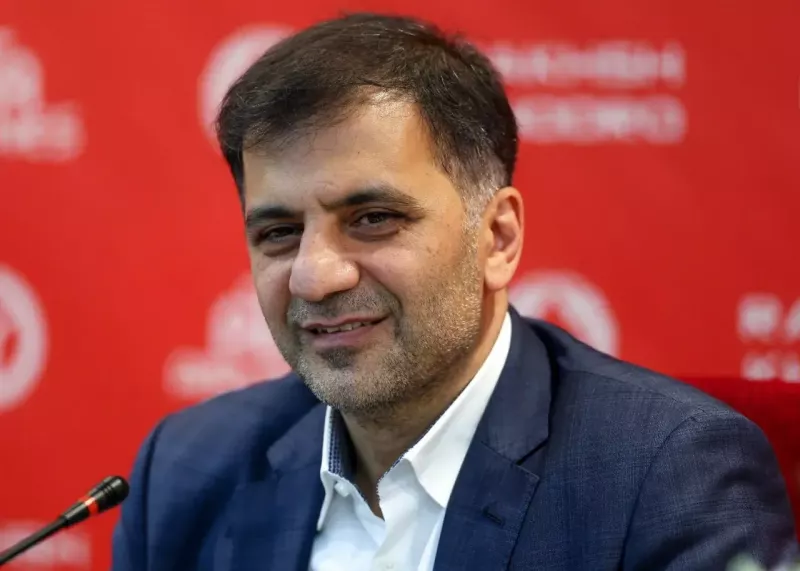 درخواست مدیرعامل تراکتور در آستانه بازی پرسپولیس درخواست مدیرعامل تراکتور در آستانه بازی پرسپولیس