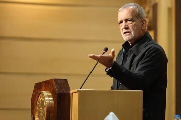 دو سال دولت پزشکیان در آینه اقتصاد/ از بورس و دلار تا مسکن و خودرو ... چه نوسان قیمتی داشتند؟ دو سال دولت پزشکیان در آینه اقتصاد/ از بورس و دلار تا مسکن و خودرو ... چه نوسان قیمتی داشتند؟