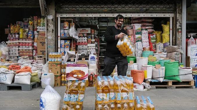برنج ، گوشت و روغن چقدر گران شدند؟ | گزارش فصلی مرکز آمار از تورم کالاهای اساسی + جدول برنج ، گوشت و روغن چقدر گران شدند؟ | گزارش فصلی مرکز آمار از تورم کالاهای اساسی + جدول