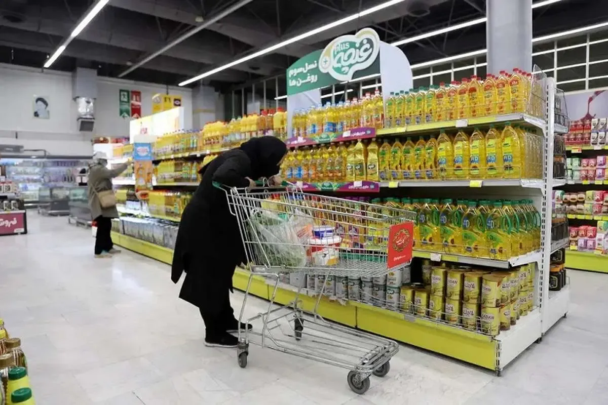 لبنیات و روغن جامد رکورد گرانی را زدند/ این دو کالا ارزان شدند لبنیات و روغن جامد رکورد گرانی را زدند/ این دو کالا ارزان شدند