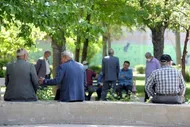 فشار اقساط از وام&zwnj;گیرندگان به بازنشستگان منتقل خواهد شد / بانک مرکزی توضیح دهد
