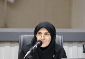 در رسانه| ۱۸۰ هزار خانوار زیر چتر بهزیستی؛ اشتغال و مسکن همچنان چالش اصلی در رسانه| ۱۸۰ هزار خانوار زیر چتر بهزیستی؛ اشتغال و مسکن همچنان چالش اصلی